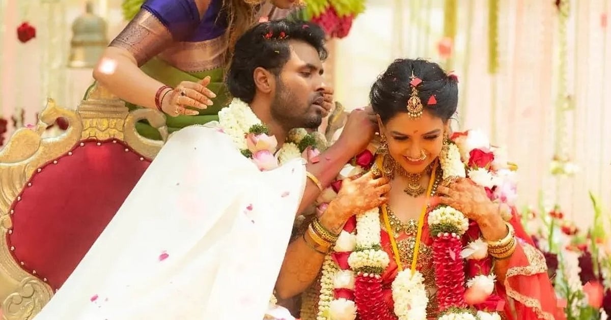 Dinamani2f2025 04 202fit9jesx72famir Pavani Marriage.jpg