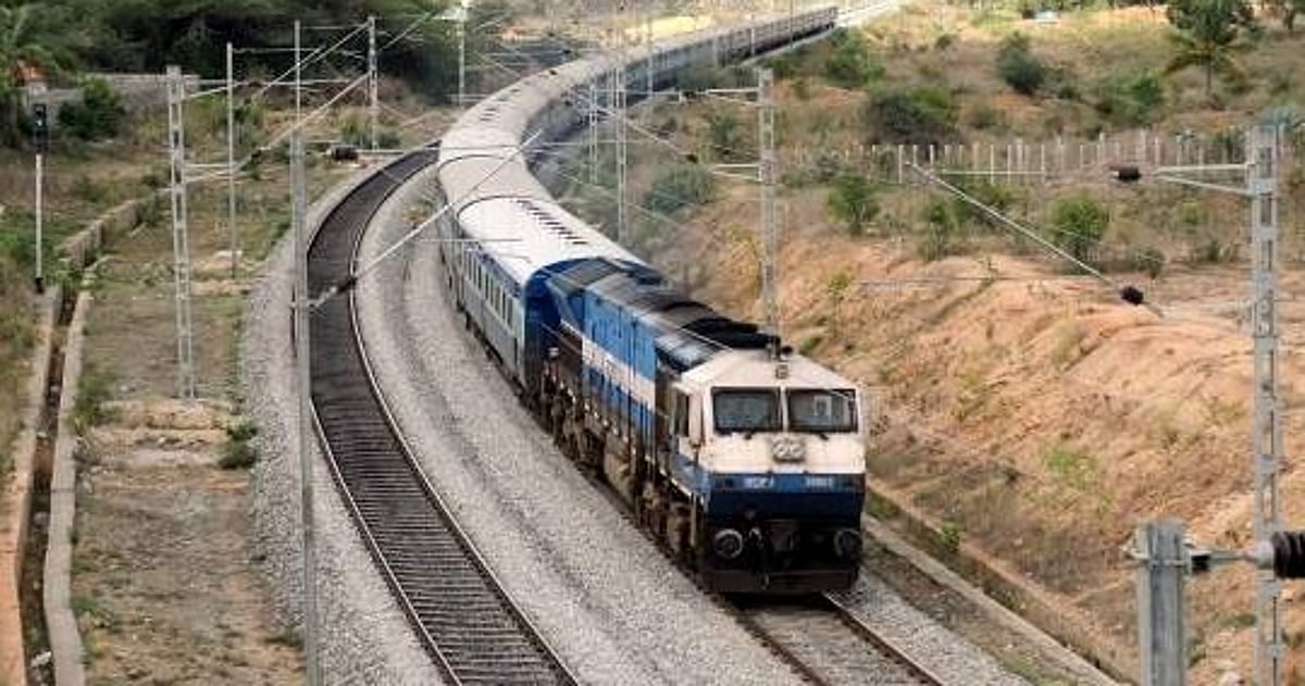 Dinamani2f2025 05 222f972uya362ftrain Tnie.jpg