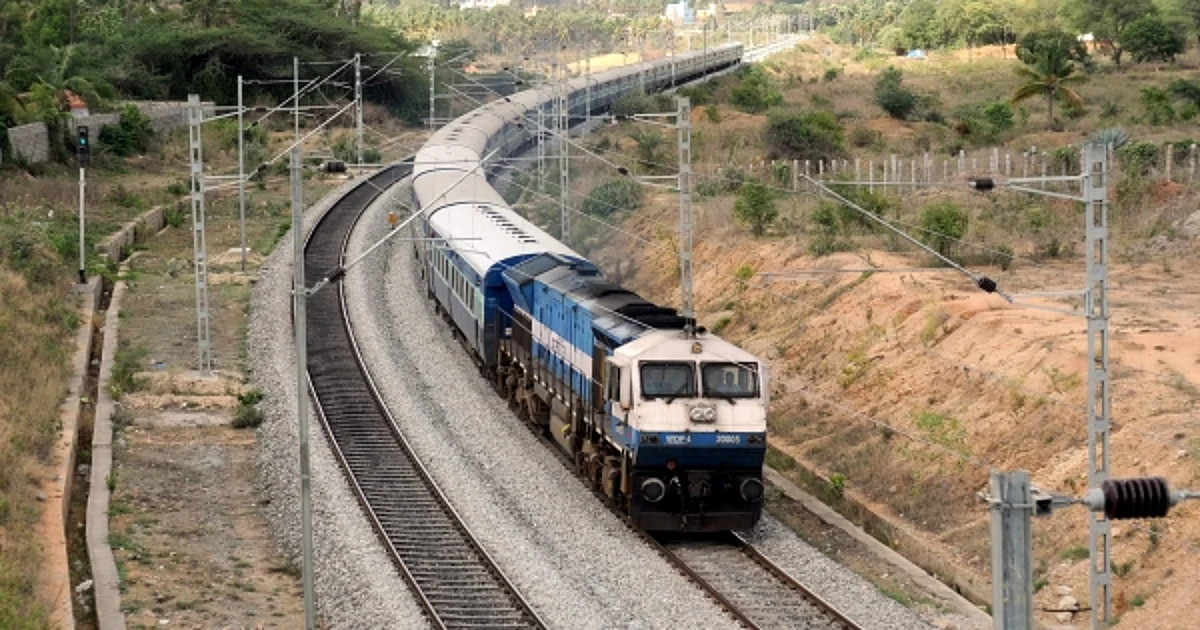 1753571228 dinamani2F2025 06 202Fgzgfcvl32Ftrain tnie