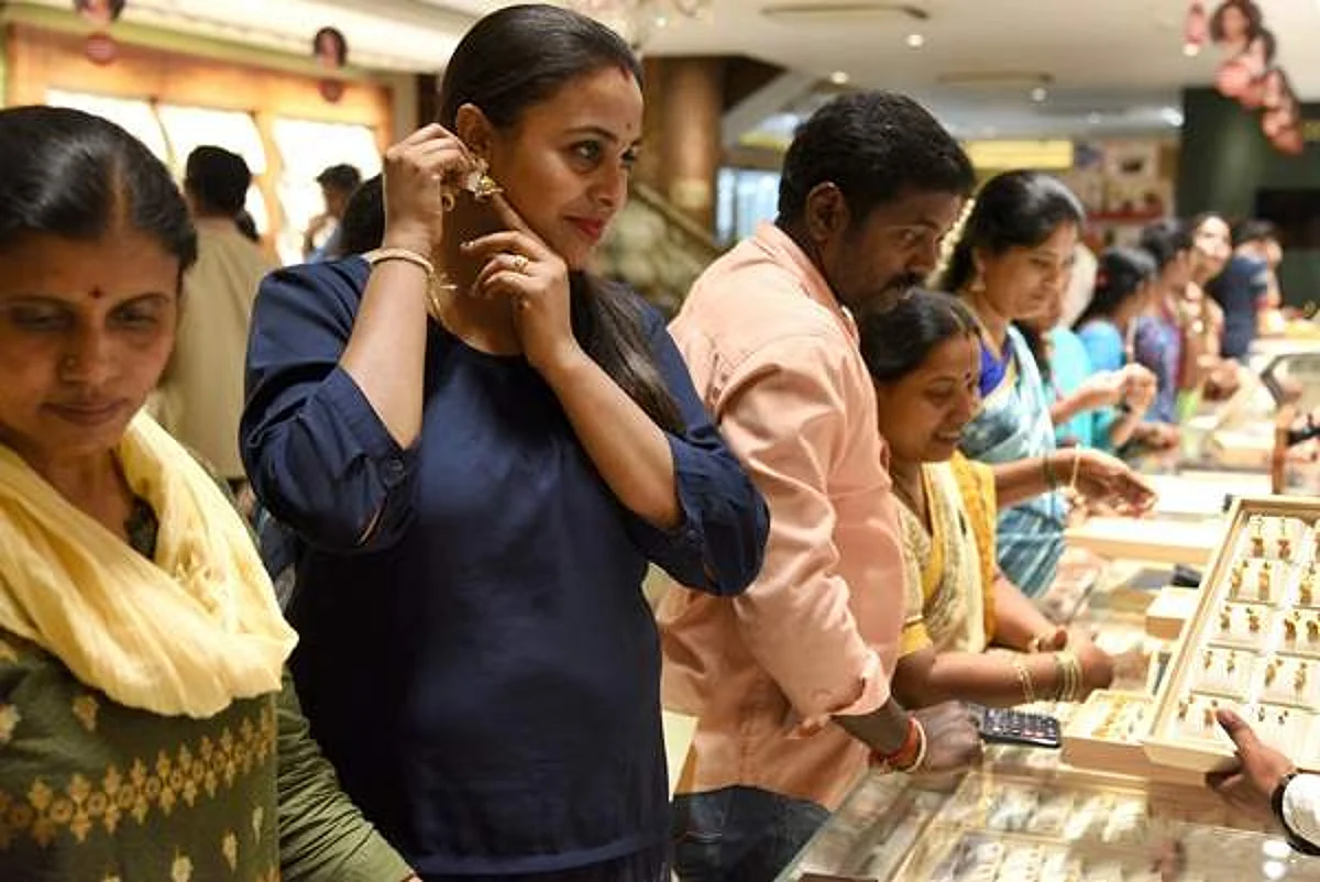 dinamani2Fimport2F20202F92F252Foriginal2Fgold