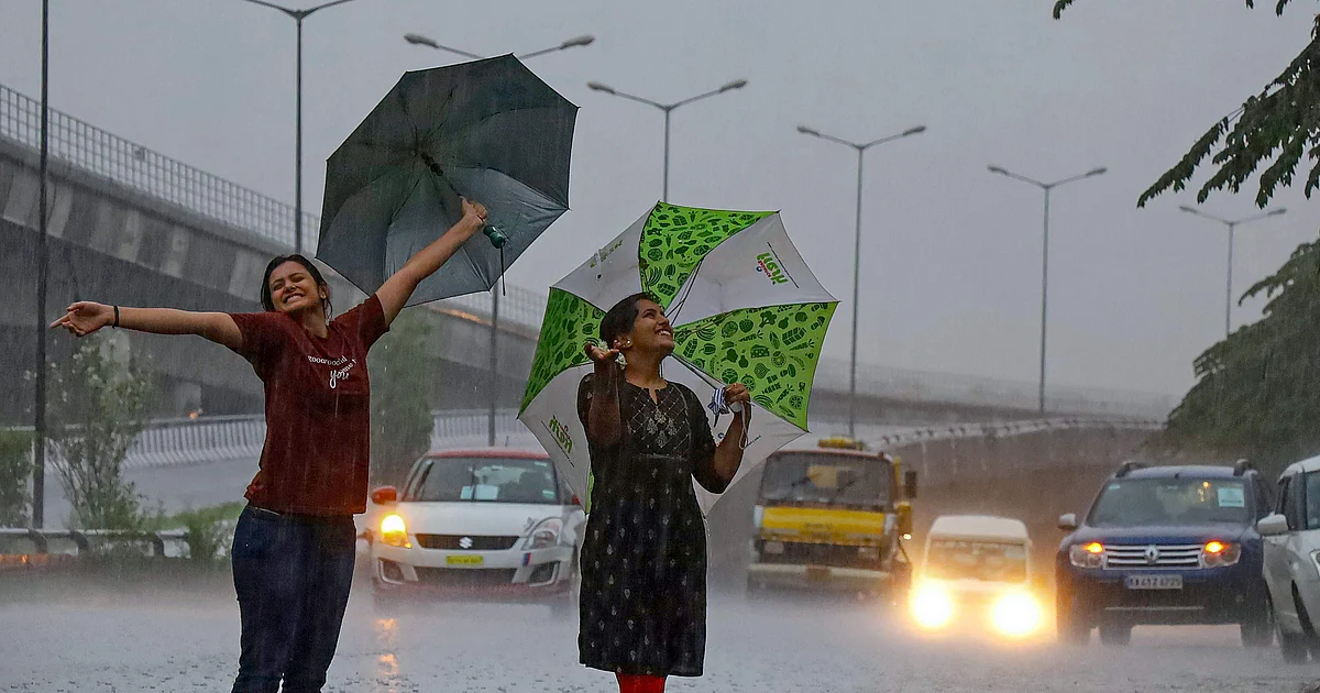 dinamani2Fimport2F20212F102F112Foriginal2Frains weather rain women