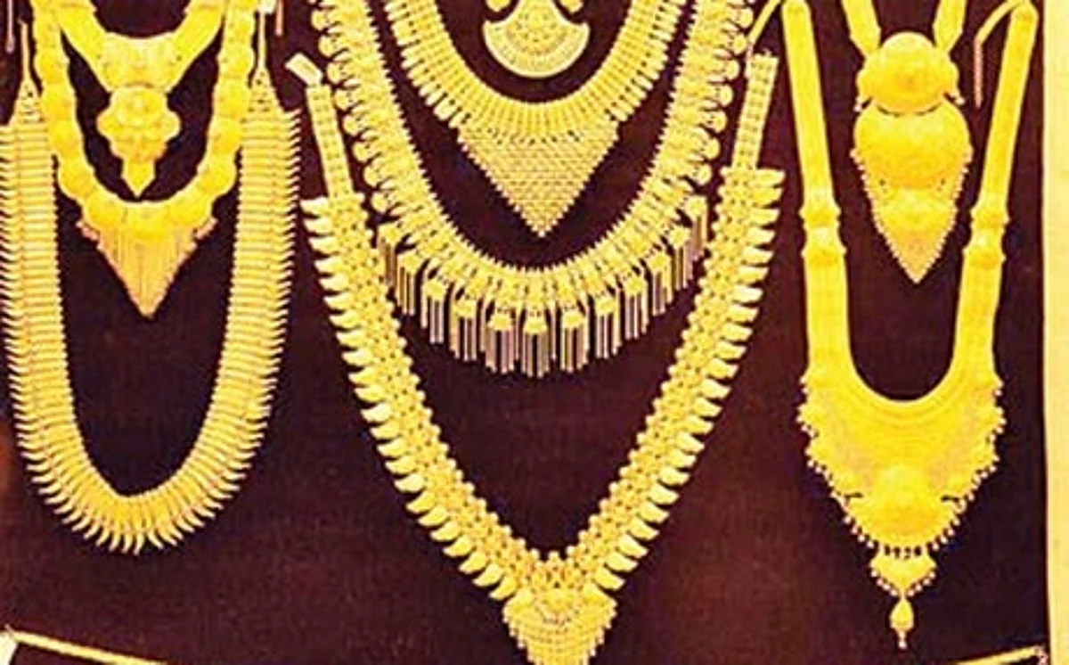 dinamani2Fimport2F20212F42F222Foriginal2Fgold