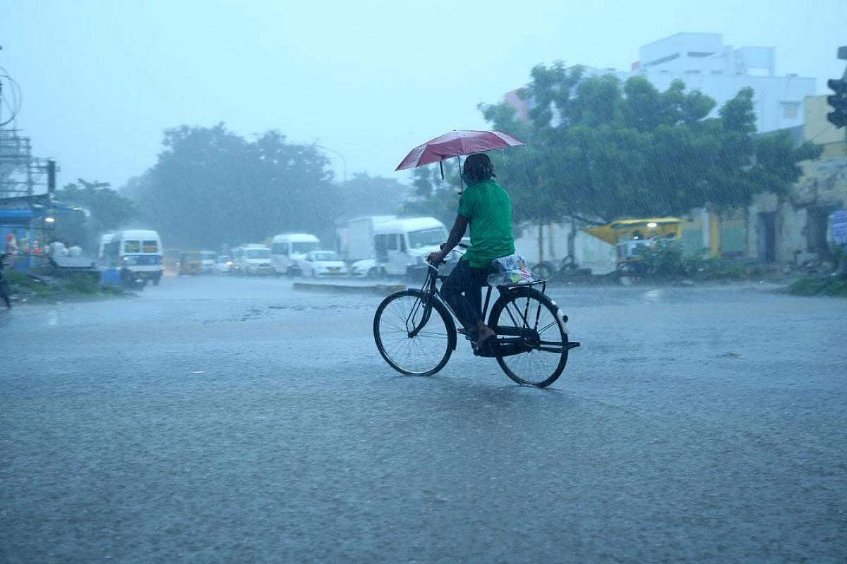 dinamani2Fimport2F20212F62F302Foriginal2FChennai Rain EPS13