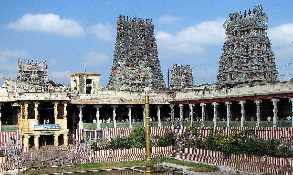 dinamani2F2025 09 182Fdciy2eei2FshriMeenakshiTemple