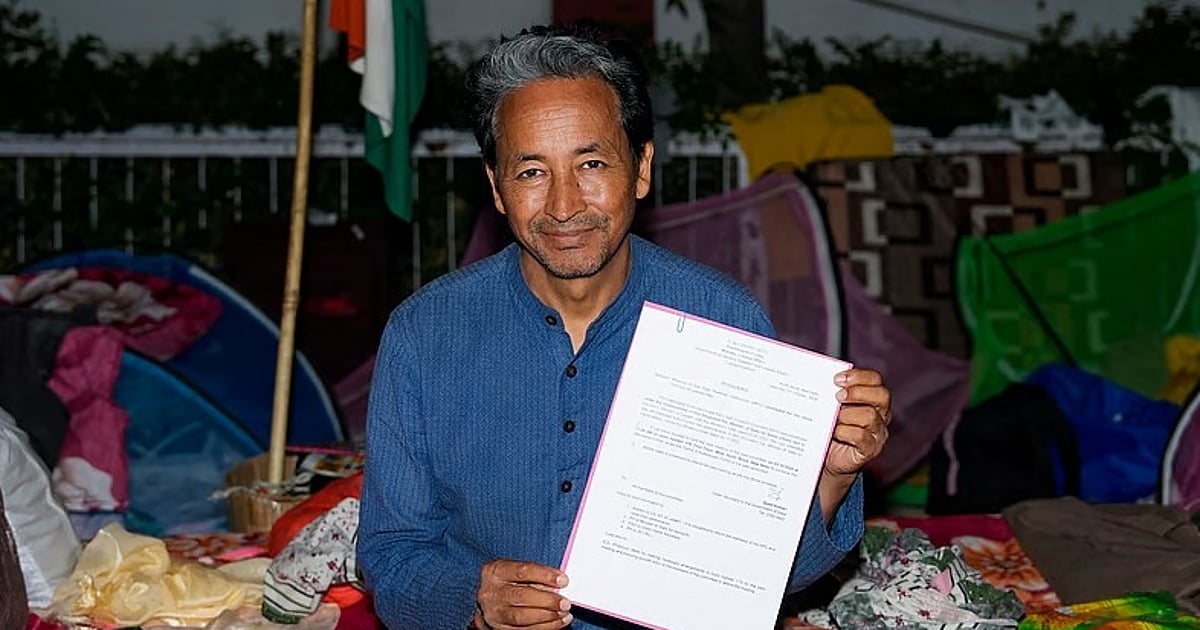 dinamani2F2025 09 252Fjgydmf3r2FSonam Wangchuk