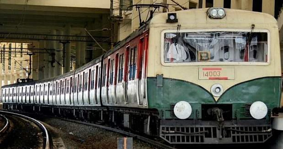 dinamani2Fimport2F20222F12F292Foriginal2Ftrain parakkum train T