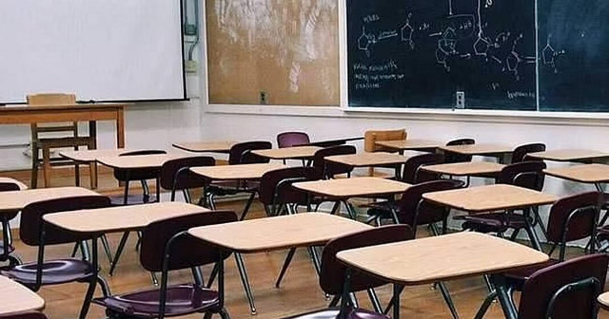 dinamani2F2025 10 012Fcxtatm5t2FSchool Class room black board edi