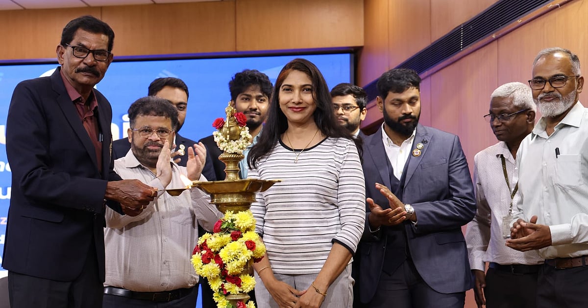 விஐடி பல்கலைக்கழகத்தில் ஜிஎஸ்டி வரி விழிப்புணர்வு மாநாடு! | VIT university GST awareness event