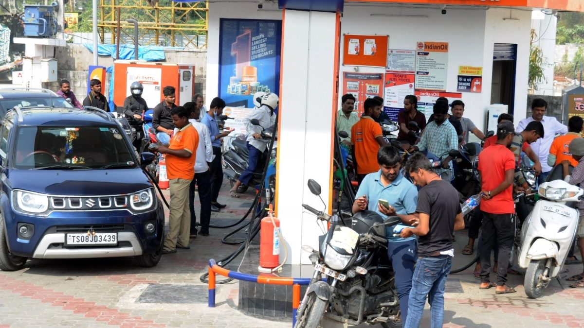 Iran – Israel | இந்தியாவில் பெட்ரோல், டீசல் விலை எப்போது… எவ்வளவு உயரும்? – மத்திய அரசு தகவல்
