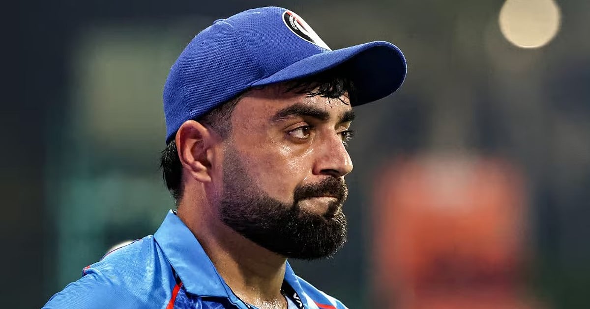 காபூல் தாக்குதல்: "இது போர்க்குற்றம்; ரமலான் மாதத்தில் நடந்த இந்தத் தாக்குதல்.!"- ரஷீத் கான் வேதனை