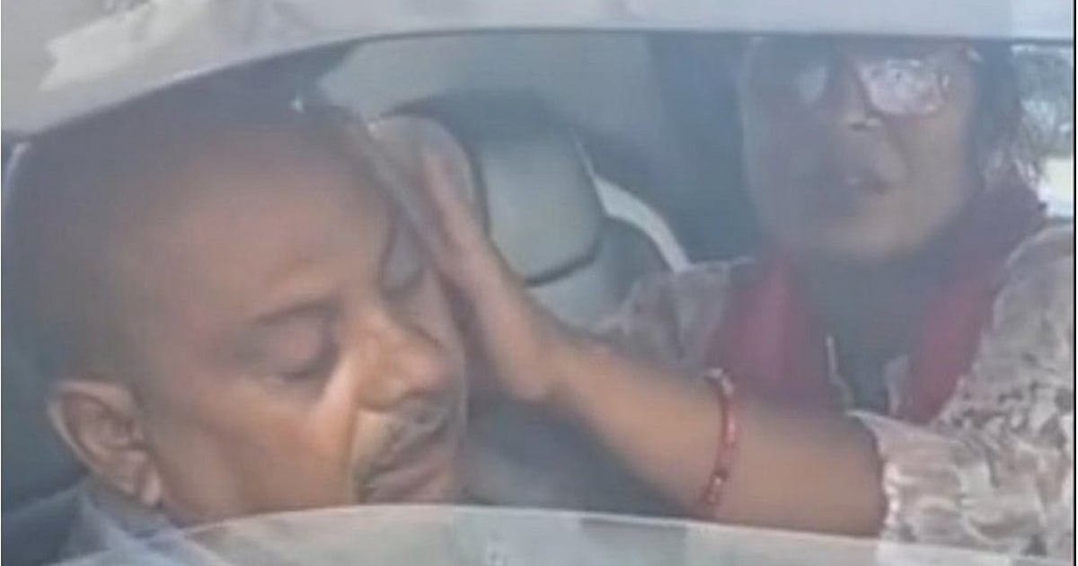 விஐபி வருகையால் பறிபோன உயிர்: ஆம்புலன்ஸ் கிடைக்காமல் பத்திரிகையாளர் உயிரிழந்த அவலம்! | Life Lost Due to VIP Arrival: The Tragedy of a Journalist Dying After Failing to Secure an Ambulance!