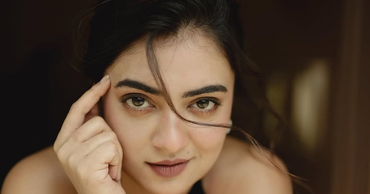 Nazriya Nazim: “இருளின் நடுவே ஒளிரும் அழகே…"- நஸ்ரியா நசீம் லேட்டஸ்ட் போட்டோ ஆல்பம்! |Photo Album