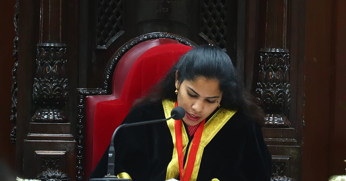 ‘தவெகவுக்கு ஏன் வாக்களித்தோம் என மக்கள் நொந்து போயிருக்கின்றனர்!’ – சென்னை மாநகராட்சி கூட்டத்தில் மேயர் பிரியா கடும் தாக்கு! |Mayor Priya Slams TVK in Chennai Corporation Meeting, Says Voters Are Disappointed
