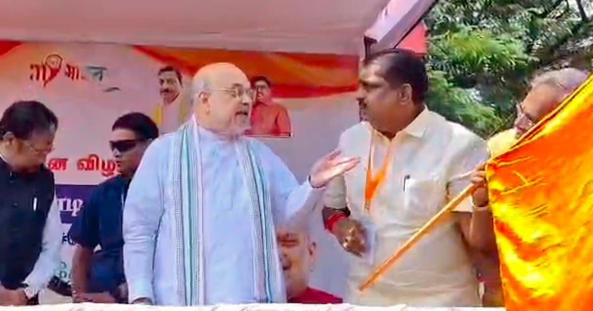 தேசியக் கொடிக்கு பதிலாக காவிக்கொடி கொடுத்த பாஜக அமைச்சர்; அமித்ஷா கடுப்பான பின்னணி என்ன ?