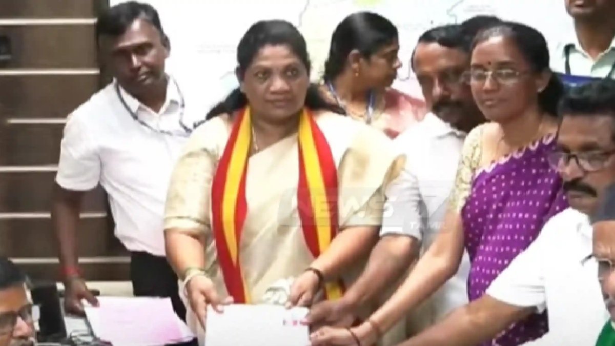 மீண்டும் மீண்டுமா? தாராபுரம் தொகுதியில் வேட்பு மனு தாக்கல் செய்தார் சத்தியபாமா! இரட்டை இலை to விசில் | Dharapuram By-Election: TVK Candidate Sathyabama Files Nomination Again