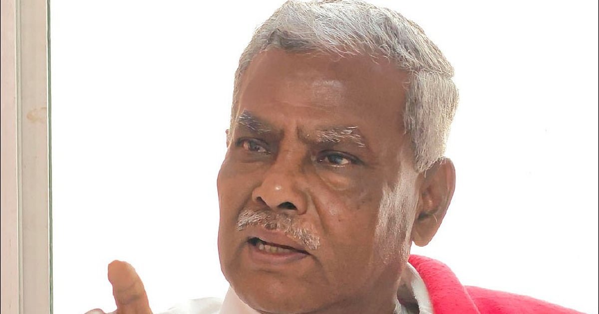 "மூன்று கோப்புகள் இருப்பதாக முதல்வர் சொன்னார், ஏன் அதைப் பற்றி பேசவில்லை? சம்மந்தமே.!" – பெ.சண்முகம்