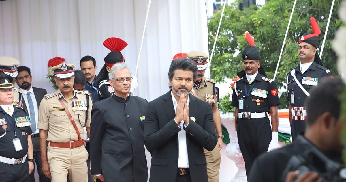 ‘முதல்வரின் லண்டன் பயணம்; பரம ரகசியம் காக்கும் தமிழக அரசு!’ |CM Vijay’s London Visit: Tamil Nadu Government Keeps His Travel Plans Under Wraps!